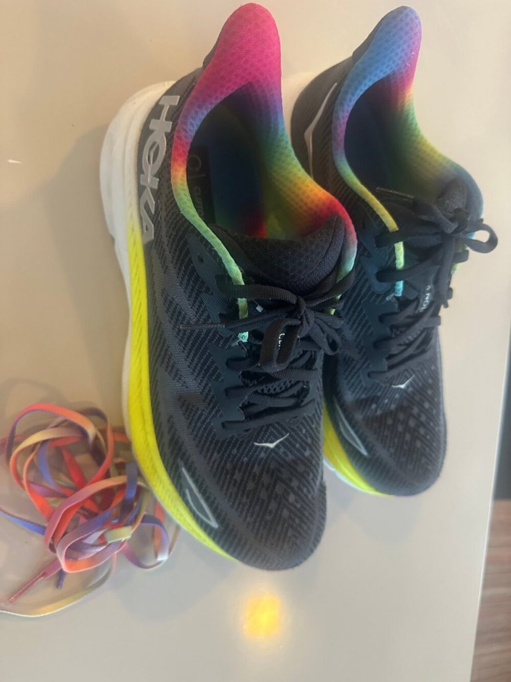 Hoka Clifton 9 Running Shoes Size 8.5D Black Rainbow Gradient Collar